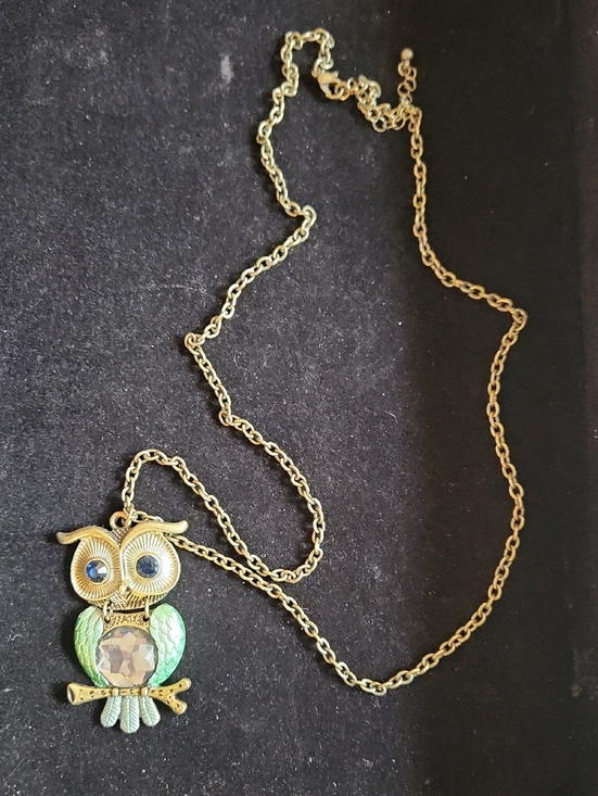 Jewelry - Gold-Tone Green Owl Pendant Necklace